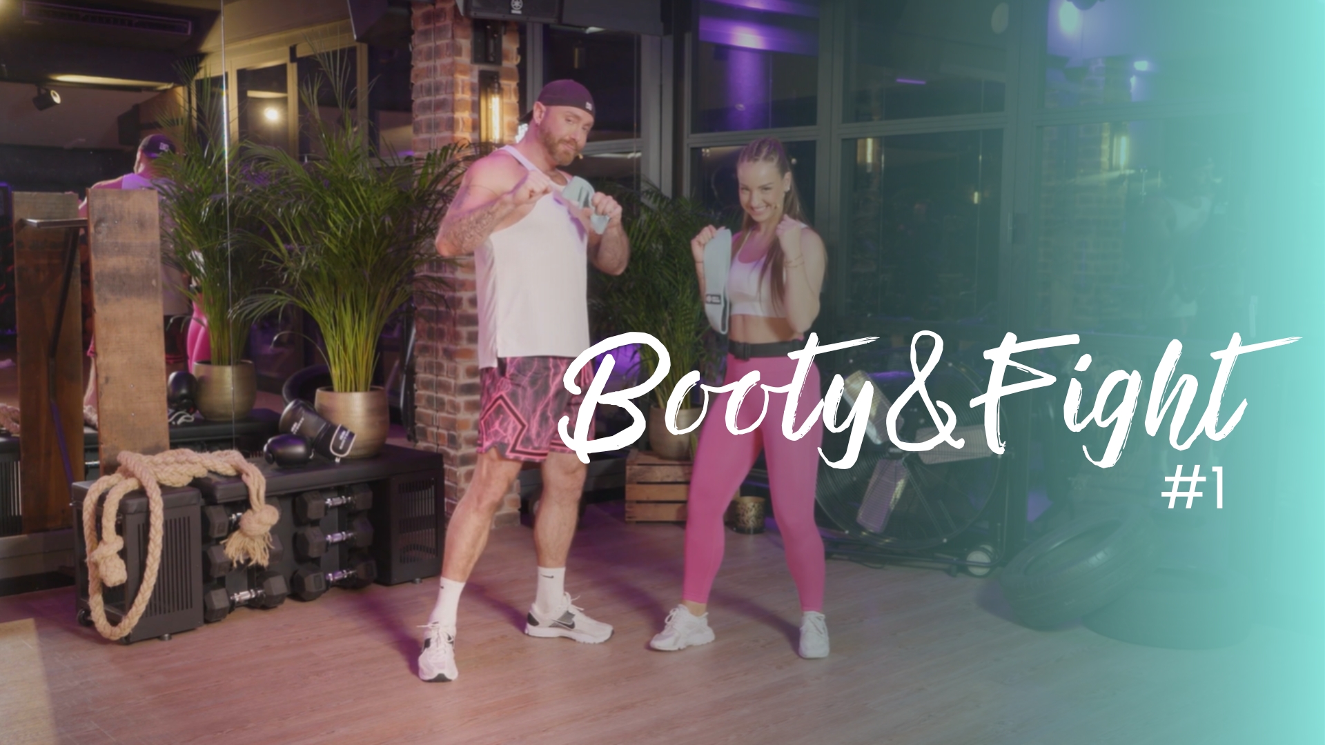 Booty&Fight #1 🍑🥊