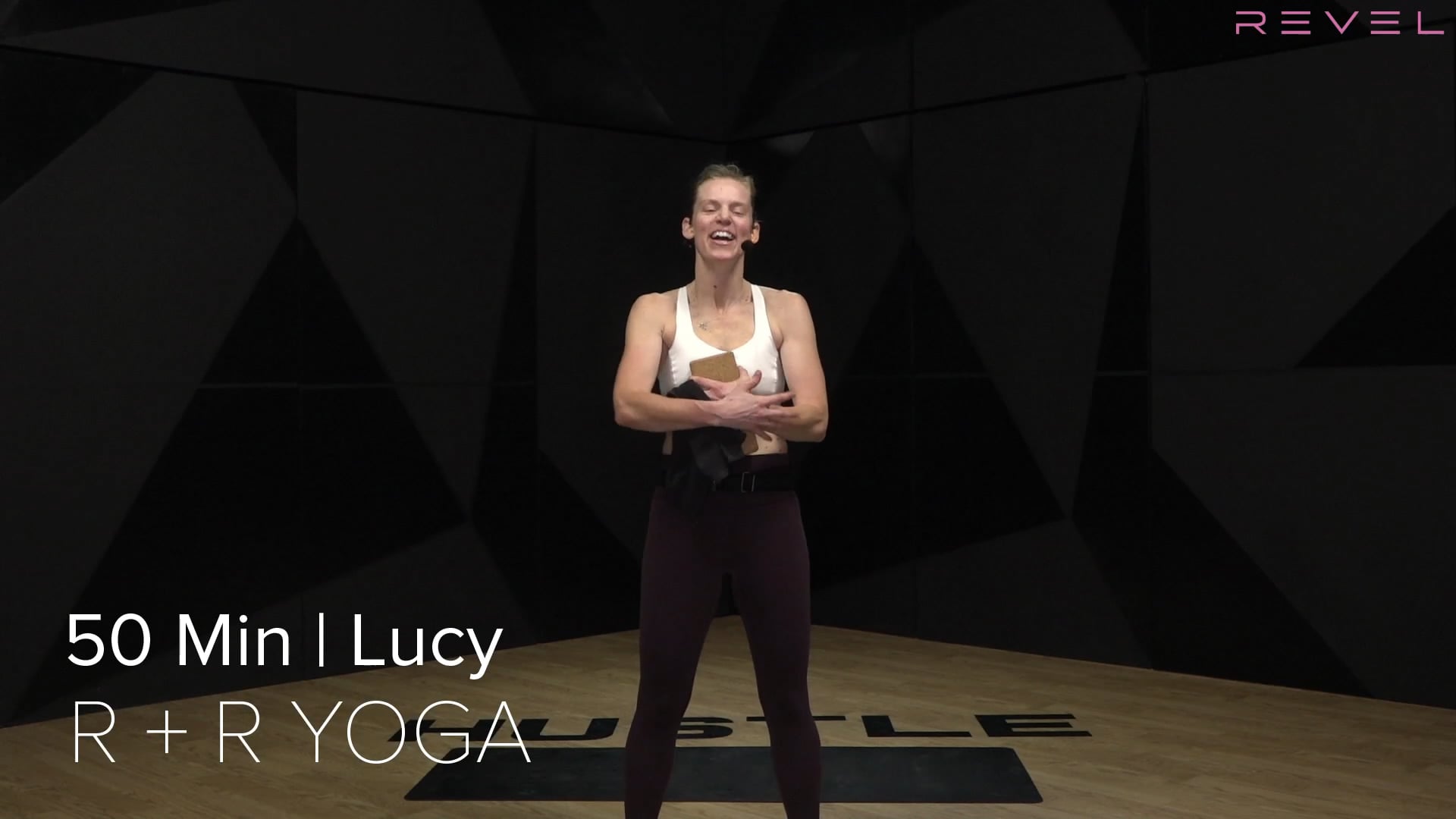 19- R + R YOGA WITH LUCY (50 MIN)