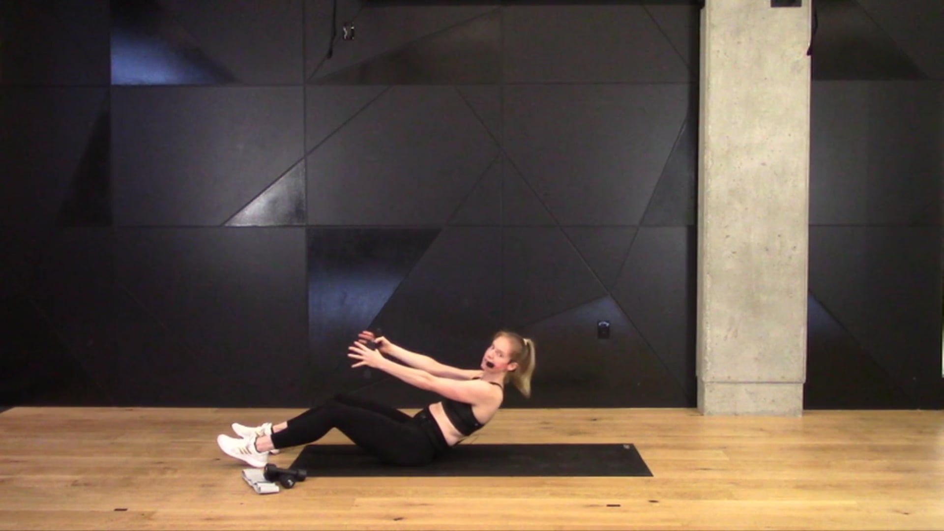 03- CONTROL WITH LUCY (40 MIN)