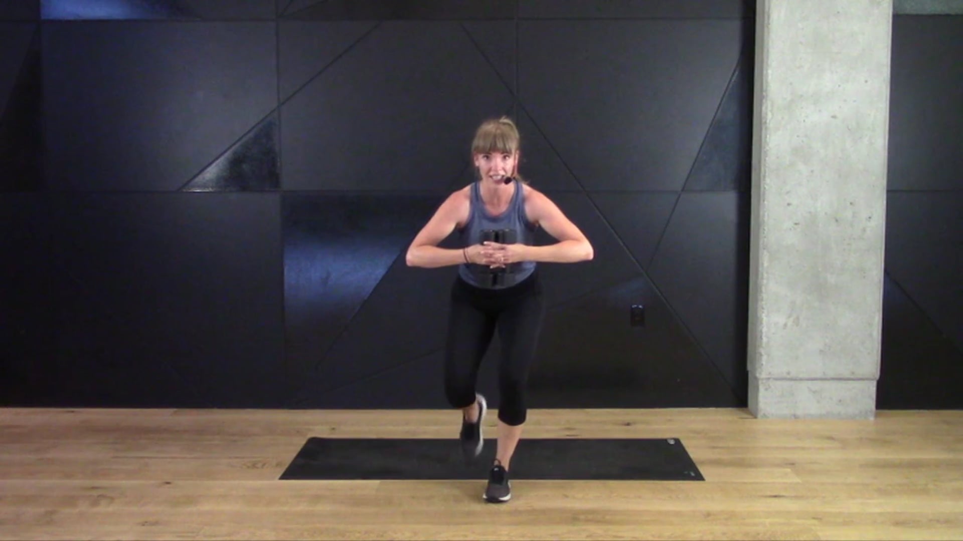 02- LOWER BODY WITH AMY (20 MIN)