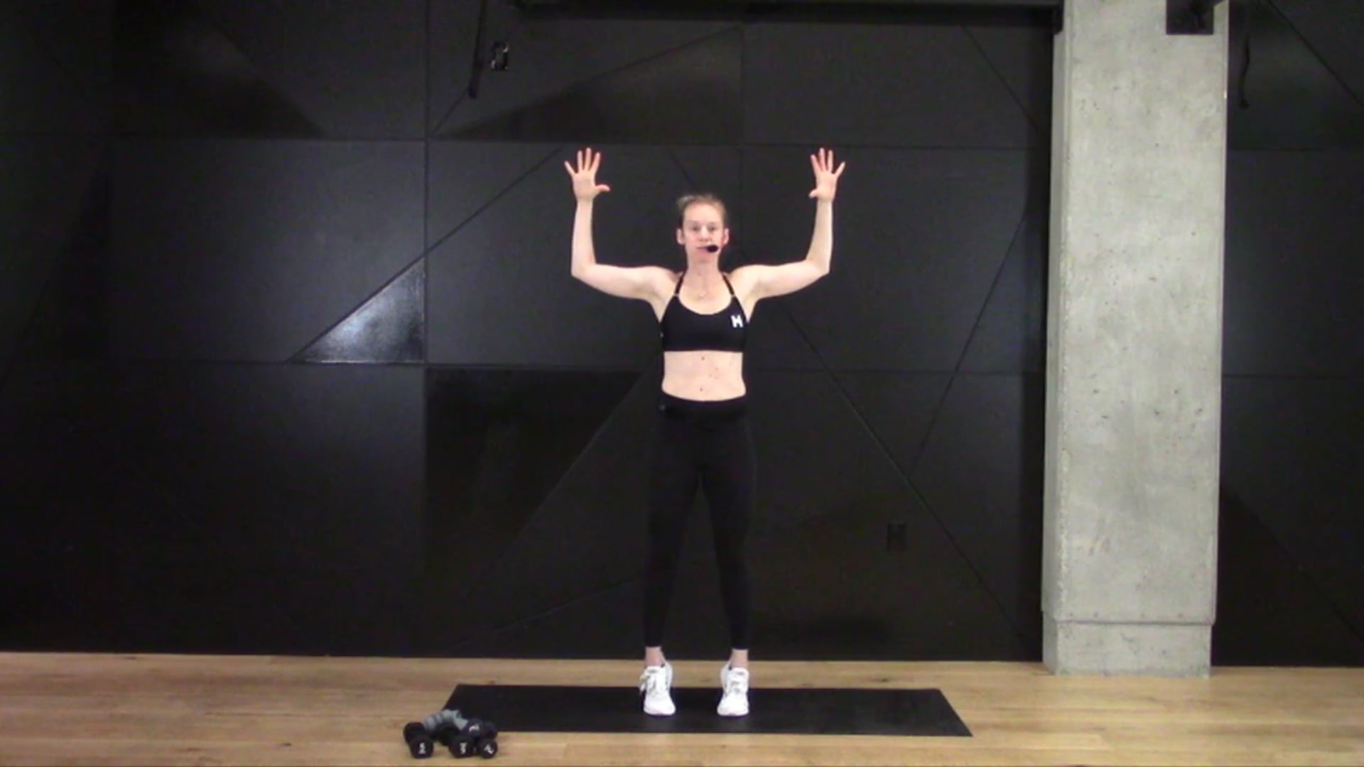 01- CONTROL WITH LUCY (40 MIN)