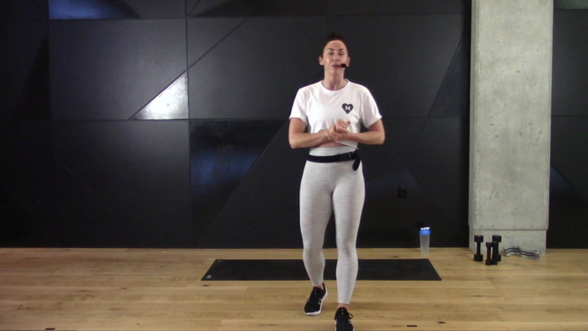 16- HUSTLE BOOTY WITH KANDIS (50 MIN)