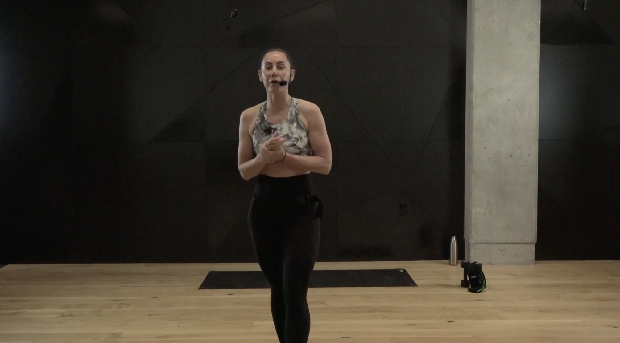 12- HUSTLE BOOTY WITH KANDIS (50 MIN)