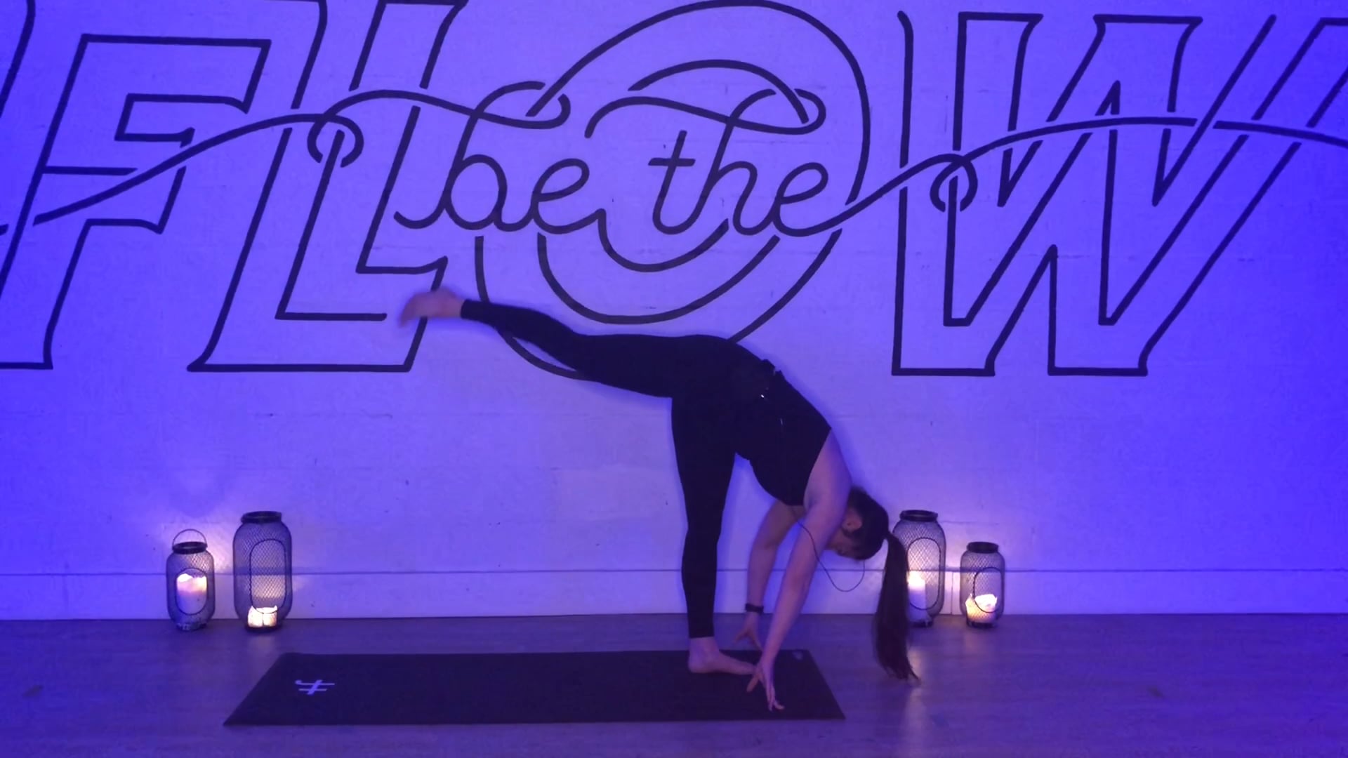 FREE FLOW  - 30 Min - Bettina 3 (NEW)