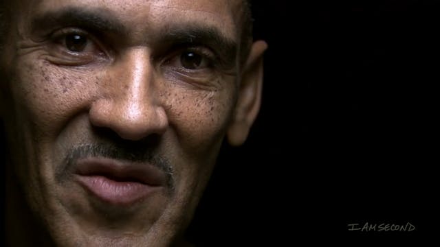 Tony Dungy White Chair Film HD