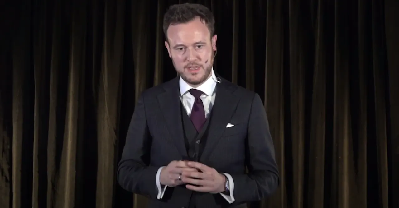 Joseph Risson Green Solutions: Reducing the Environmental Impact of Aviation - ICAO TV