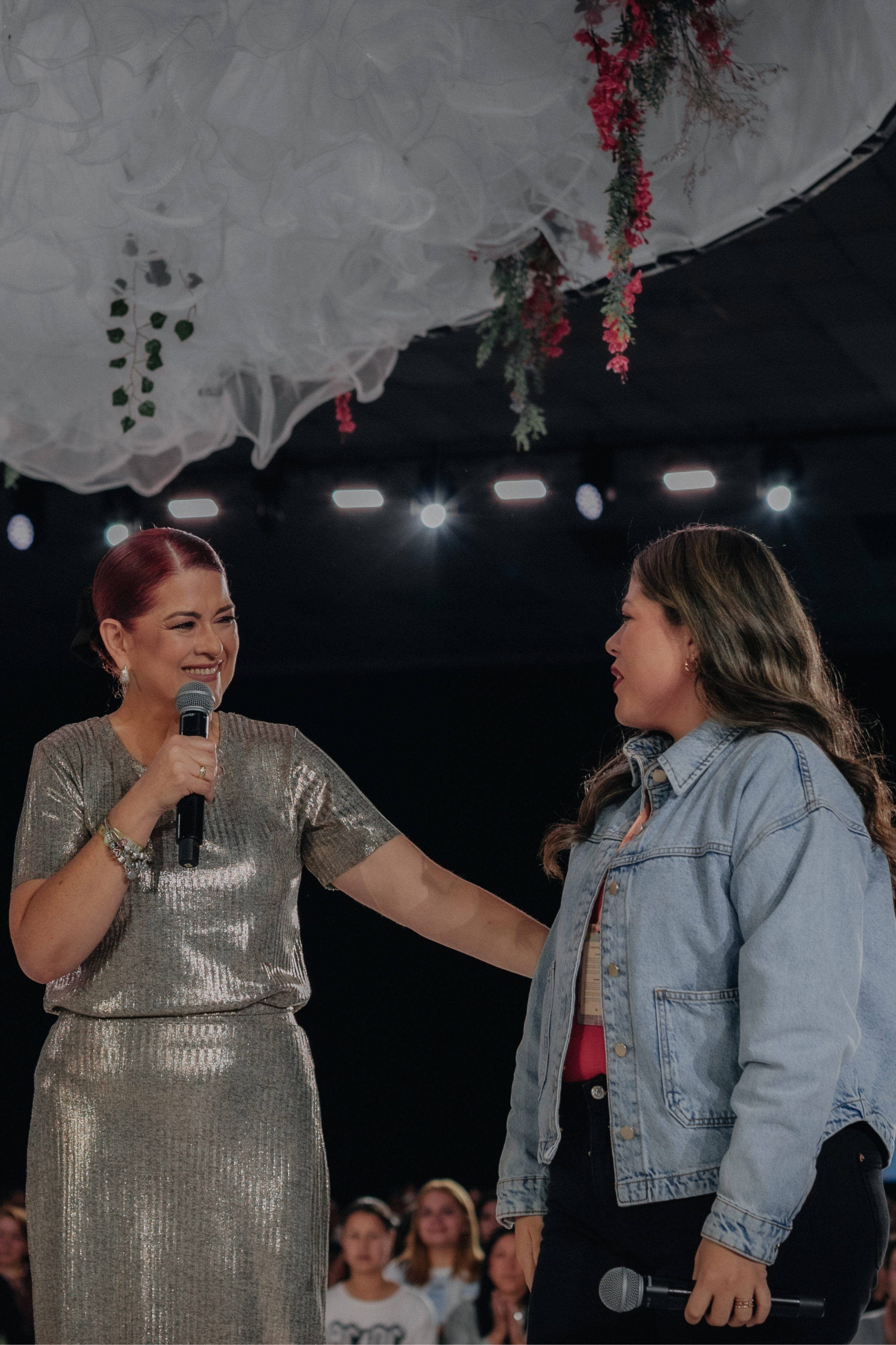 Aroma de Entrega - Pastora Luz Janeth Espinal