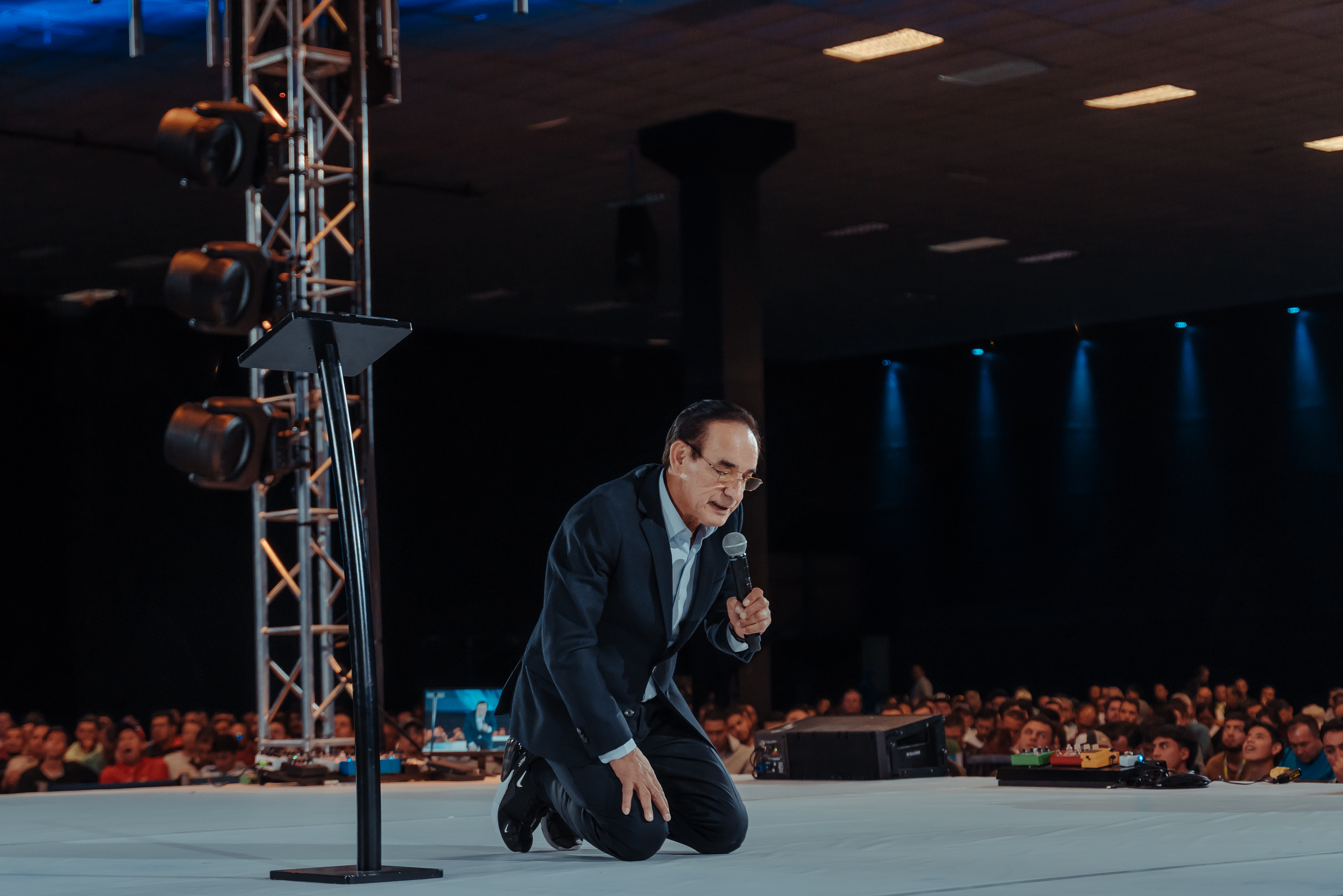 The price was paid - Pastor César Castellanos