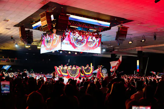 Fiesta a las Naciones - Studio 12