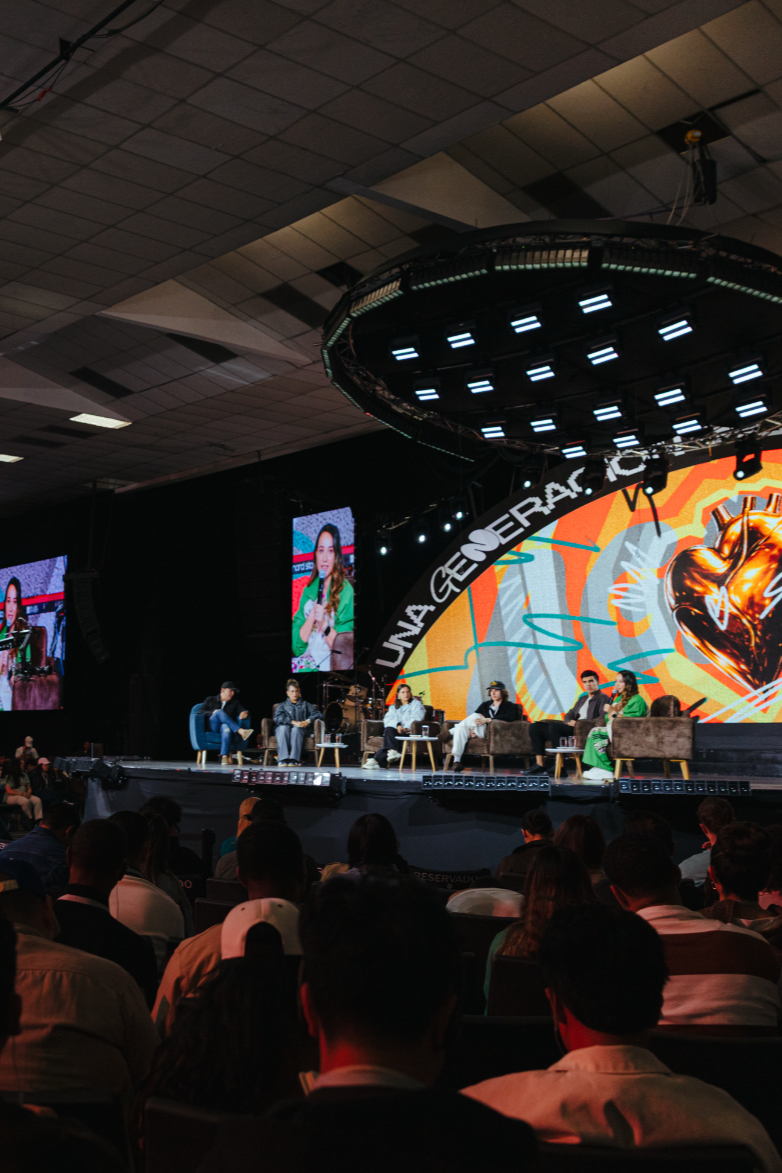 Panel: Mi llamado mi futuro- Pastora Sara Guerra.