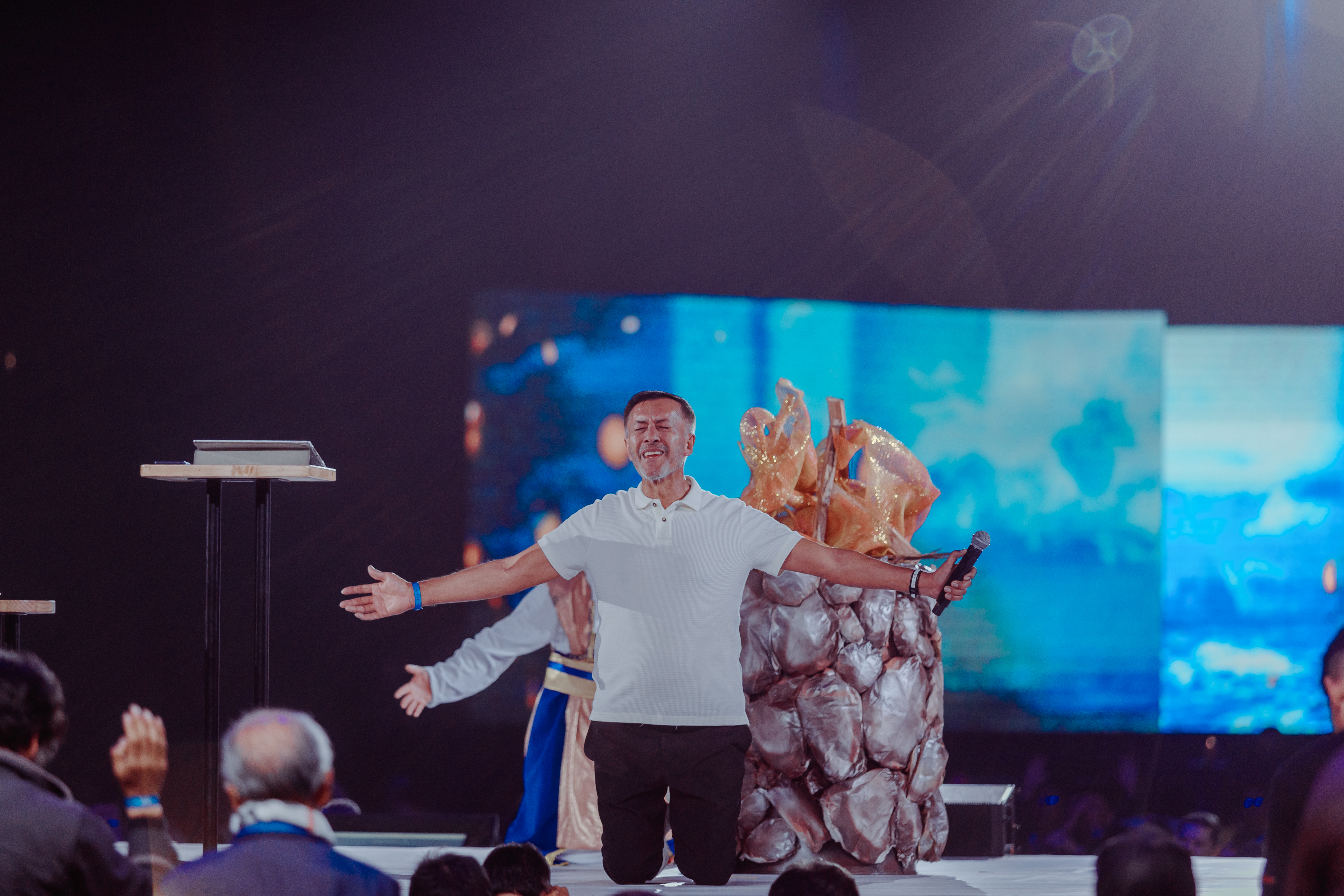 The fire will not go out - Pastor Alain Alonso 