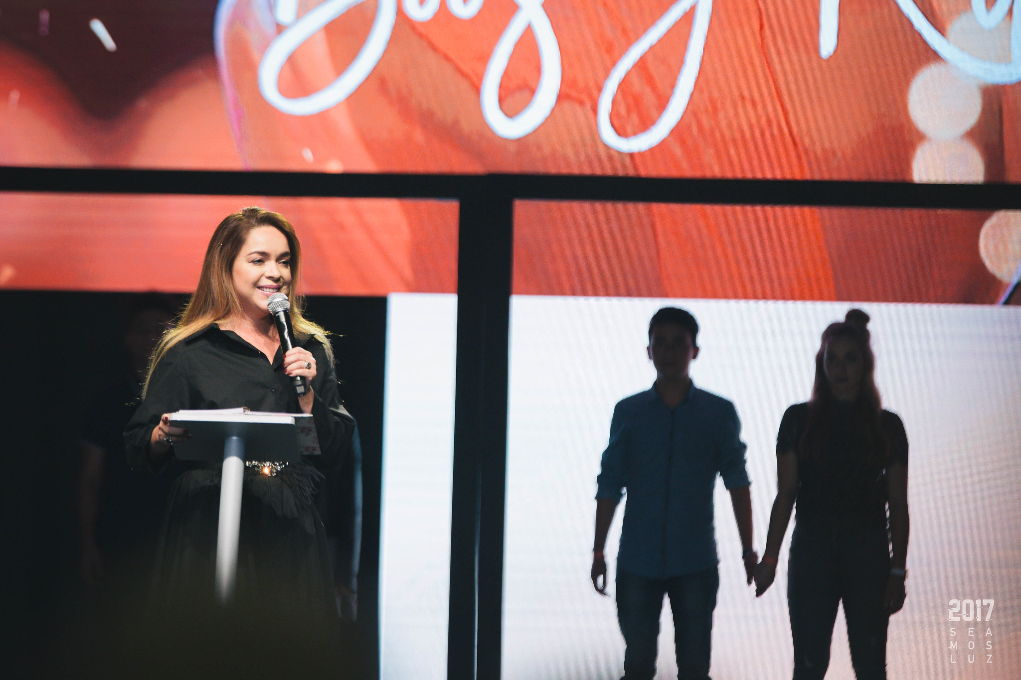 Sé luz - Pastora Johanna Castellanos