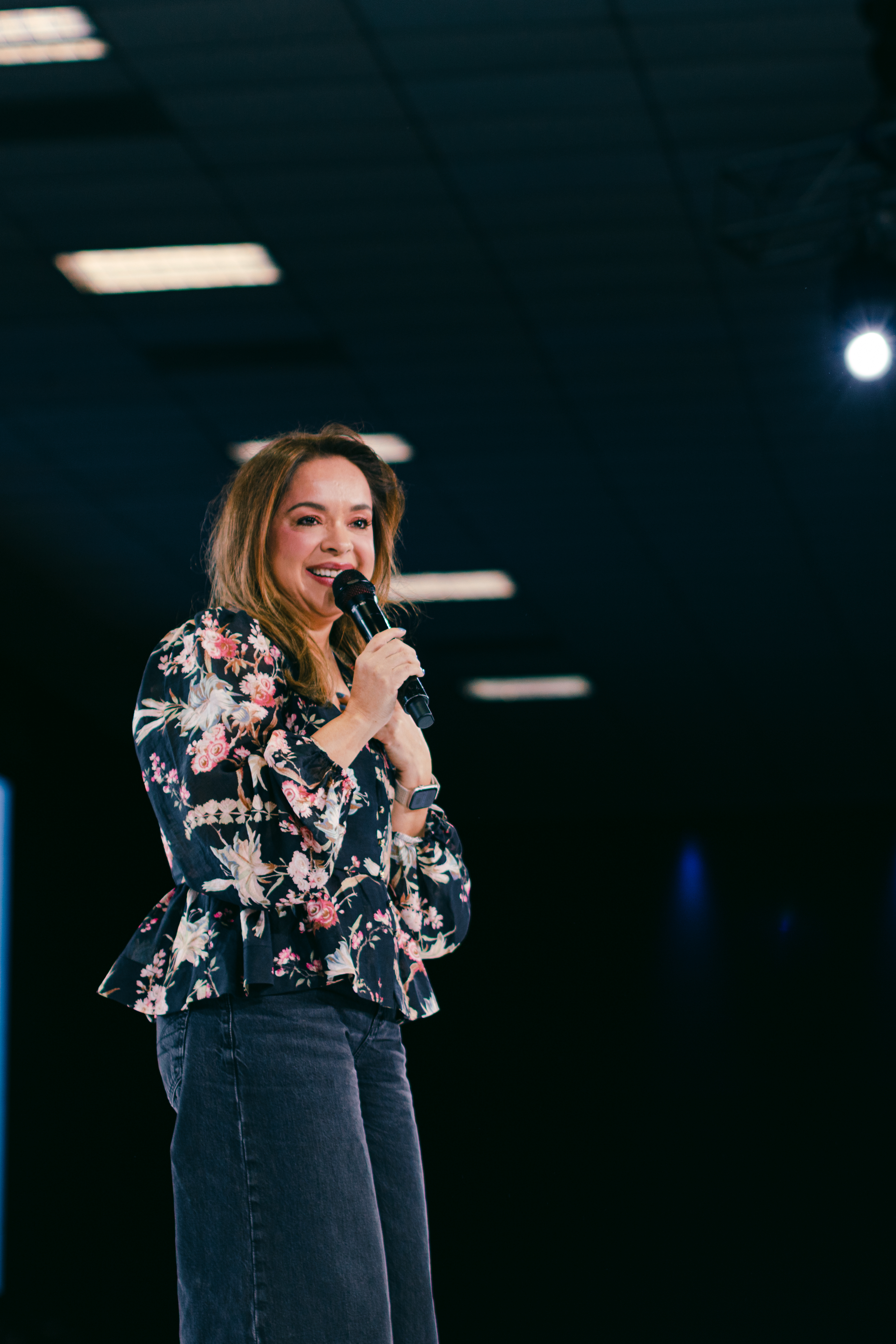 Levantate y resplandece - Pastora Johanna Proenca