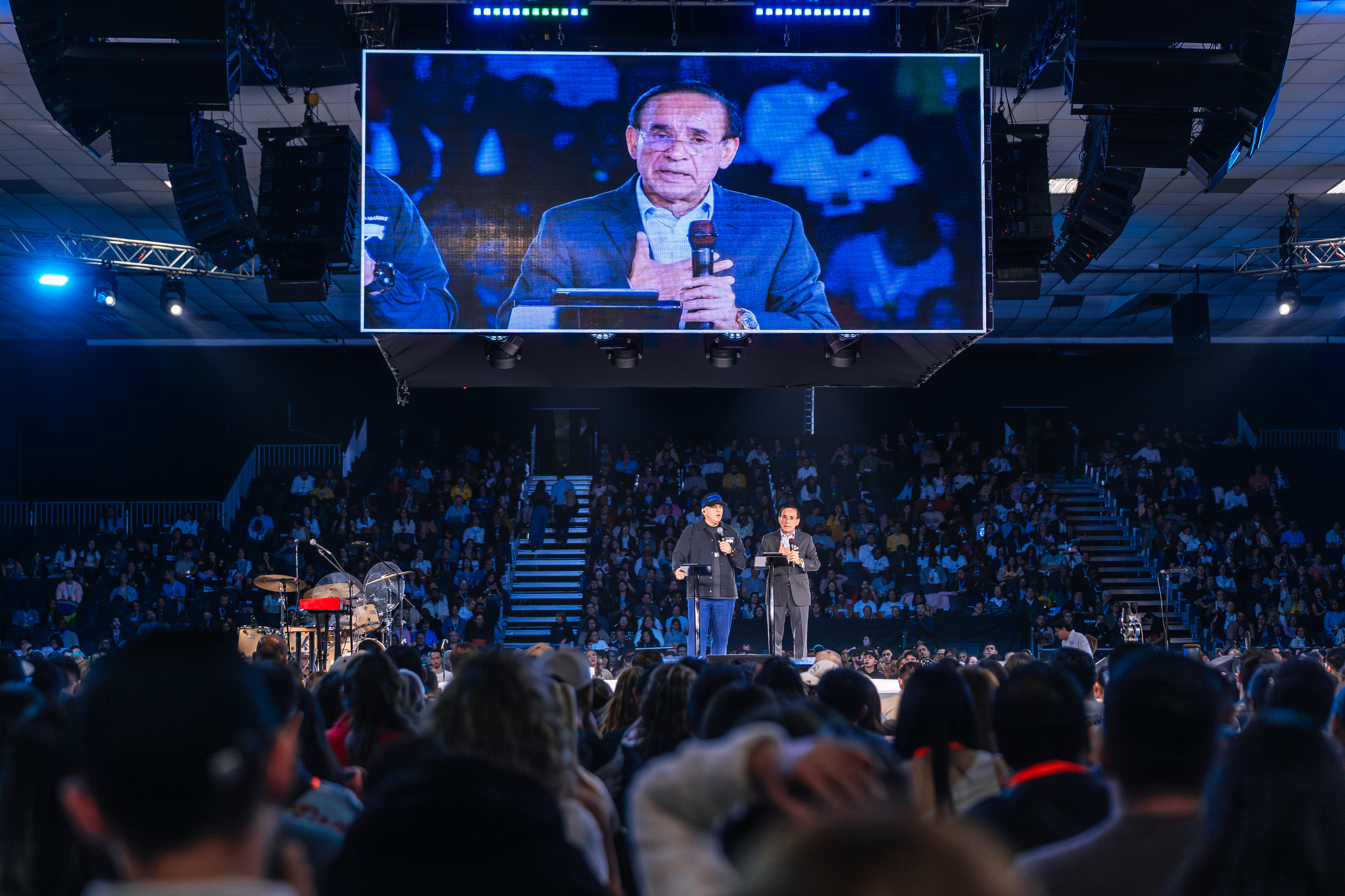 Conociendo al Espíritu Santo - Pastor César Castellanos