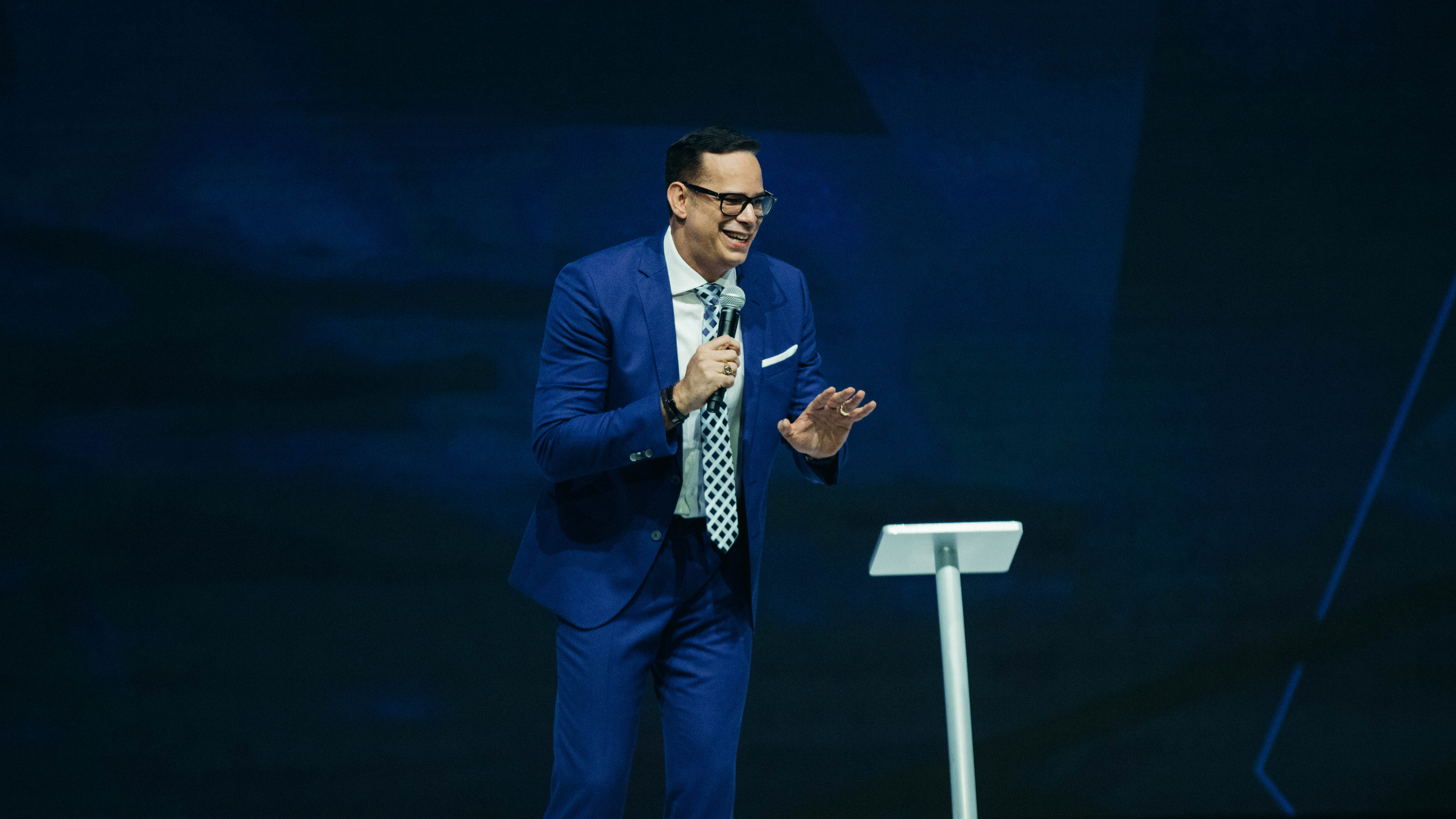 Profeta en casa - Pastor Laudijair Guerra  