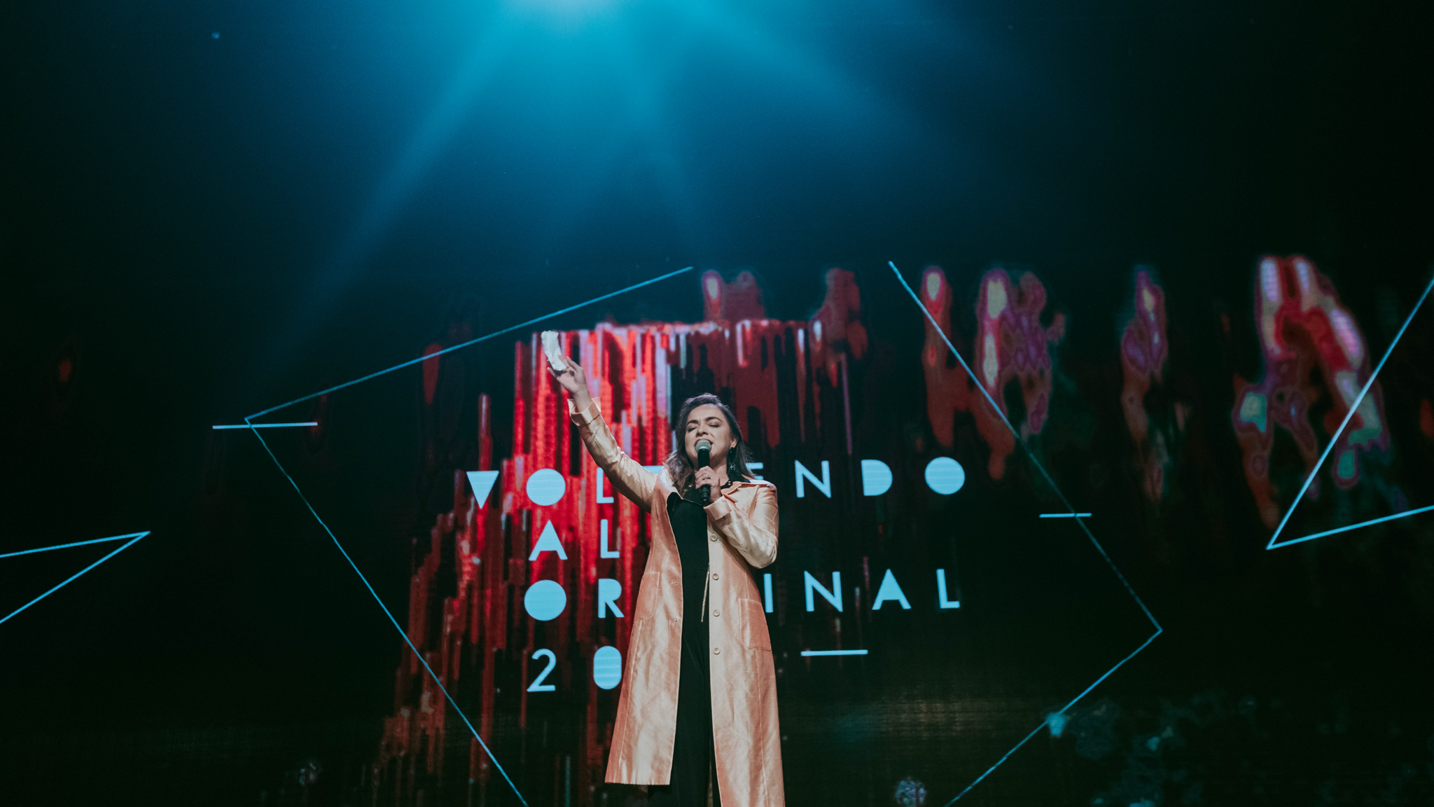 The table - Pastor Johanna Castellanos 