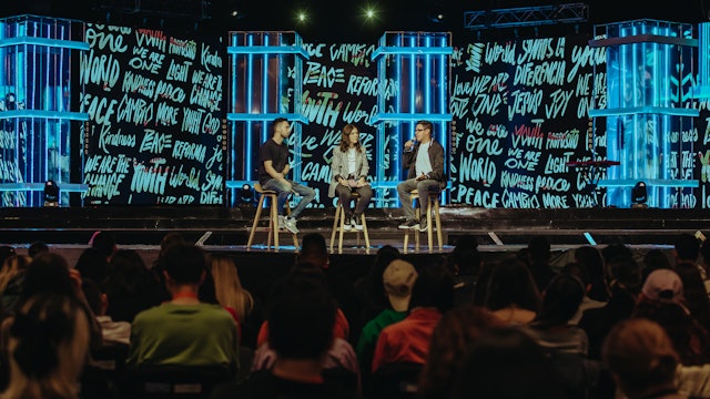 Un anhelo por santidad - Panel Pastora Gloria Salamanca (Portugues)
