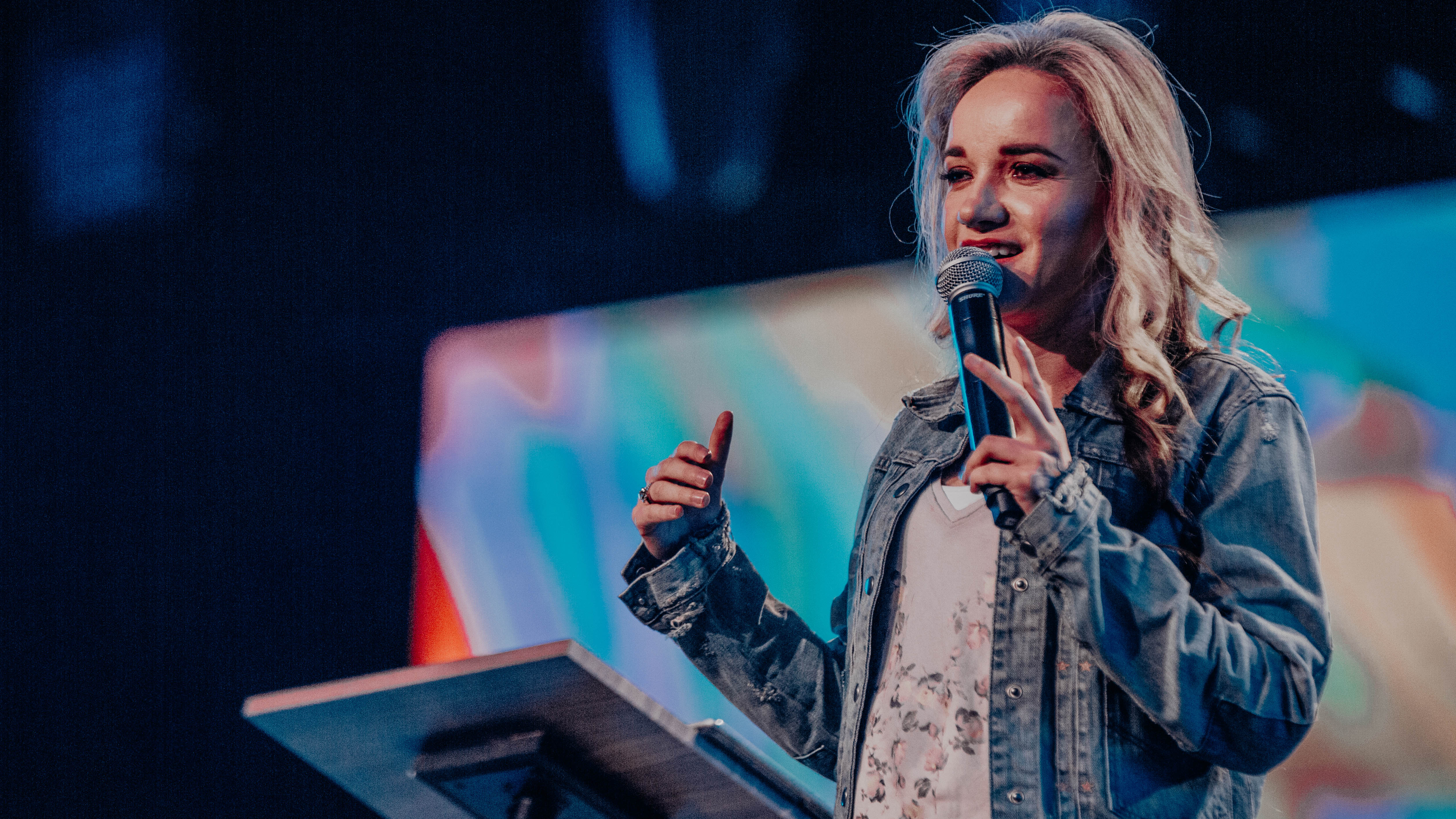 A new me - Pastor Lorena Castellanos 