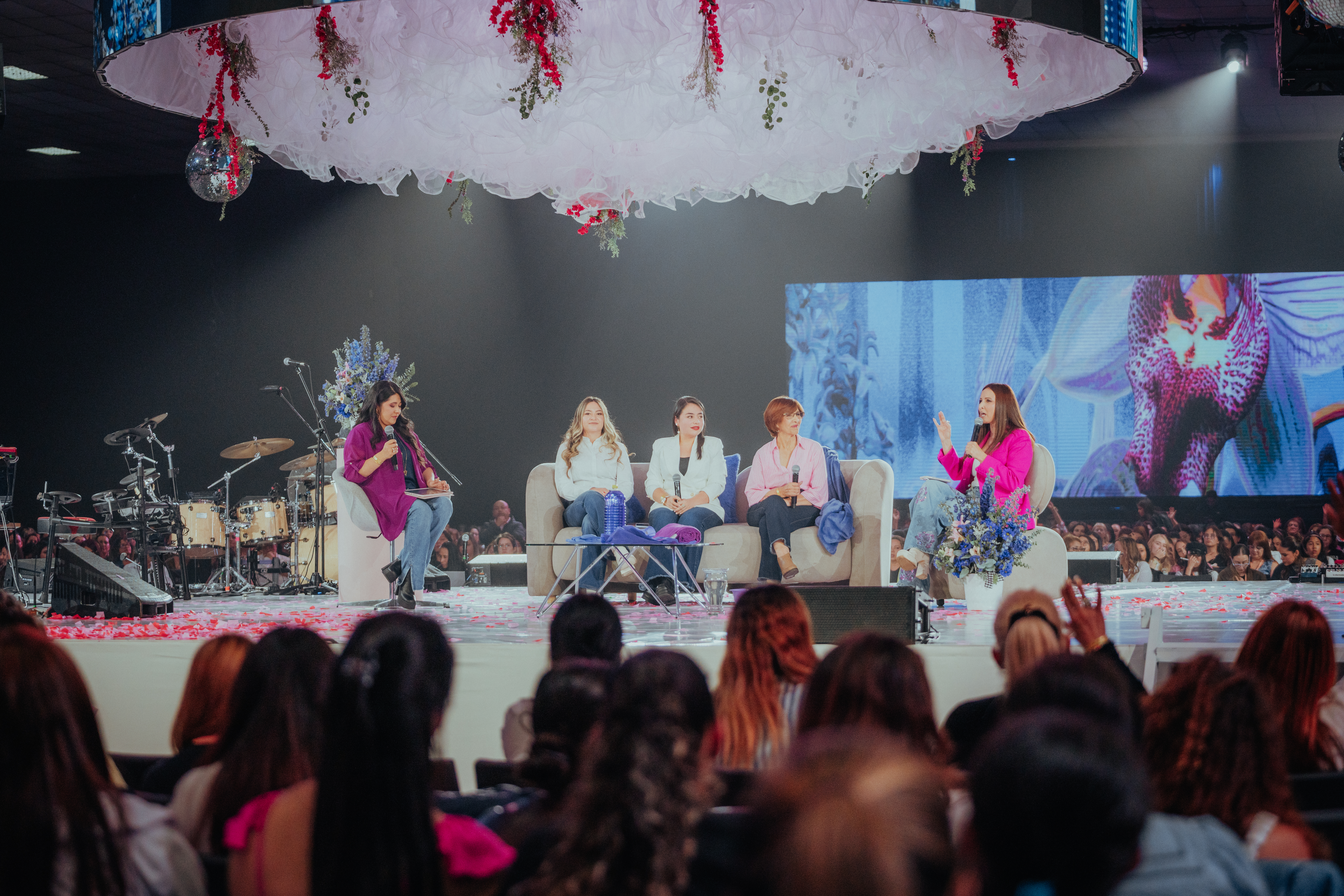 La célula, el fabuloso aroma de tu casa -Pastora Ivonne Centeno y Clara Sandoval