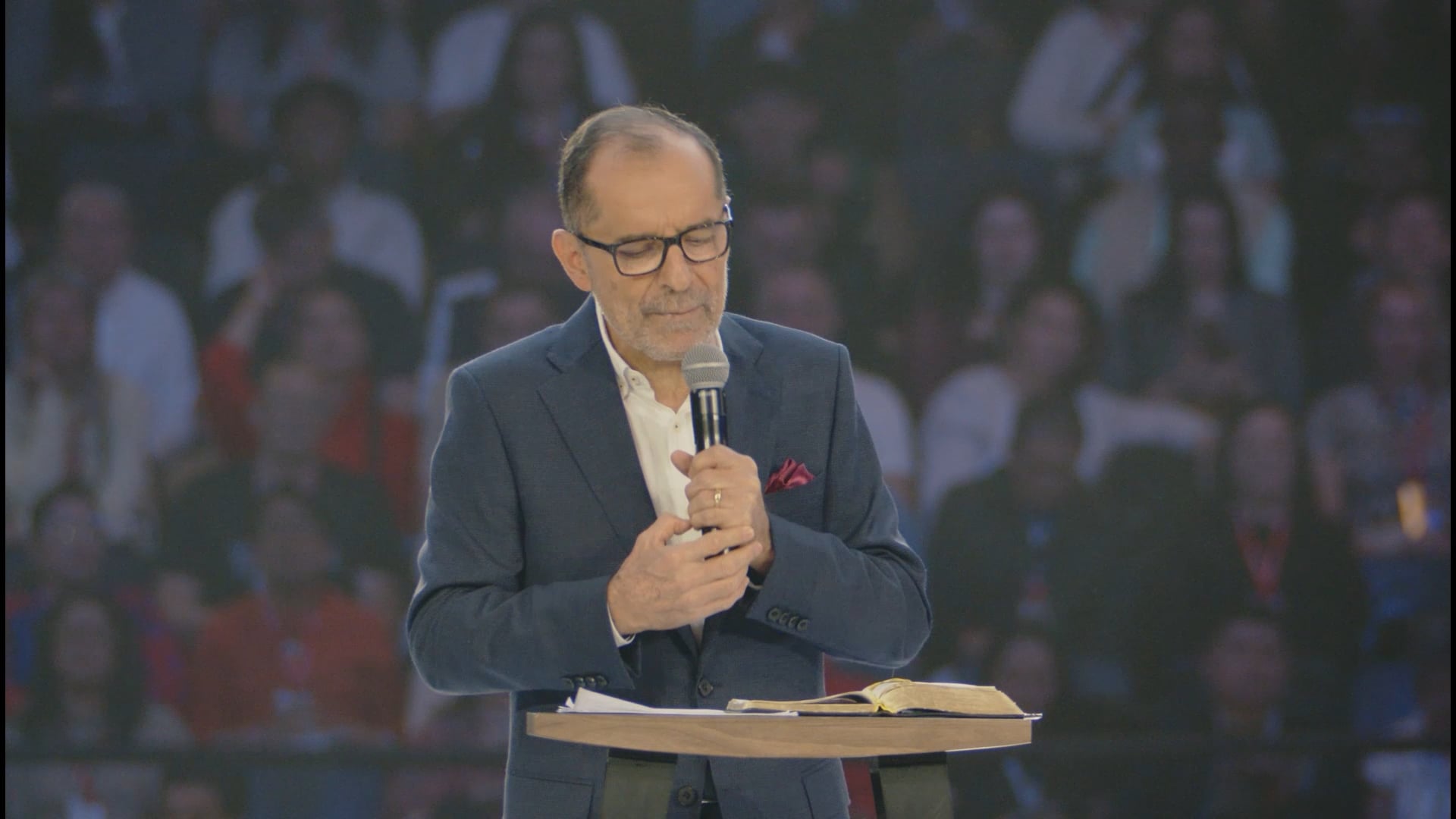 Con dolores de parto - Pastor Esteban Chaves cor