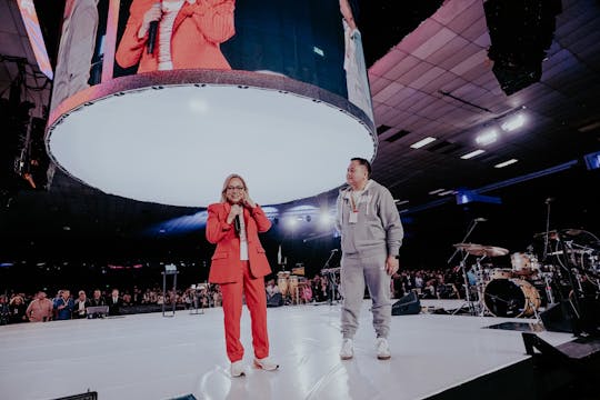 Linha do tempo na Visão - Pastora Emm...