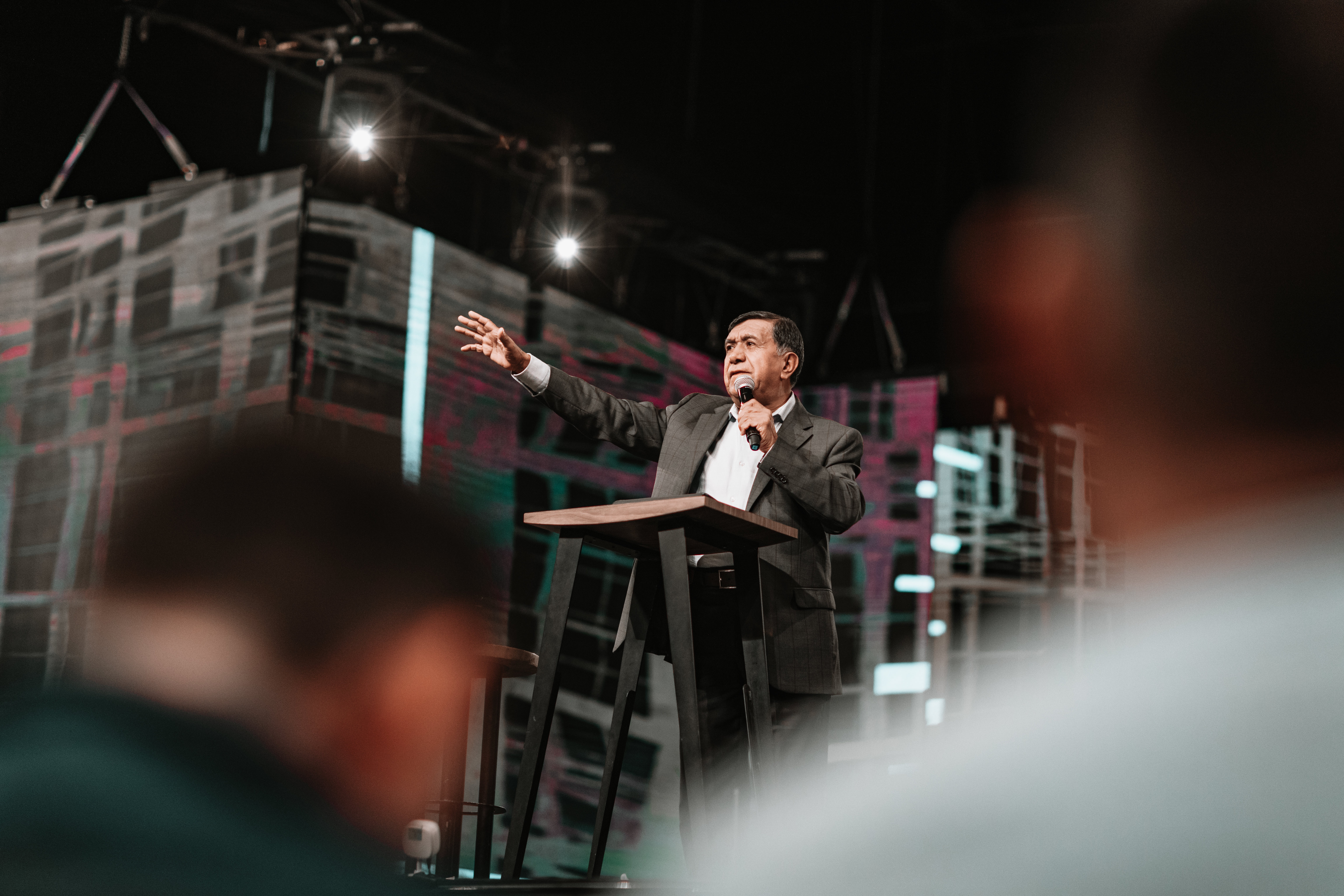 Deixando um legado - Pastor Romulo Talero