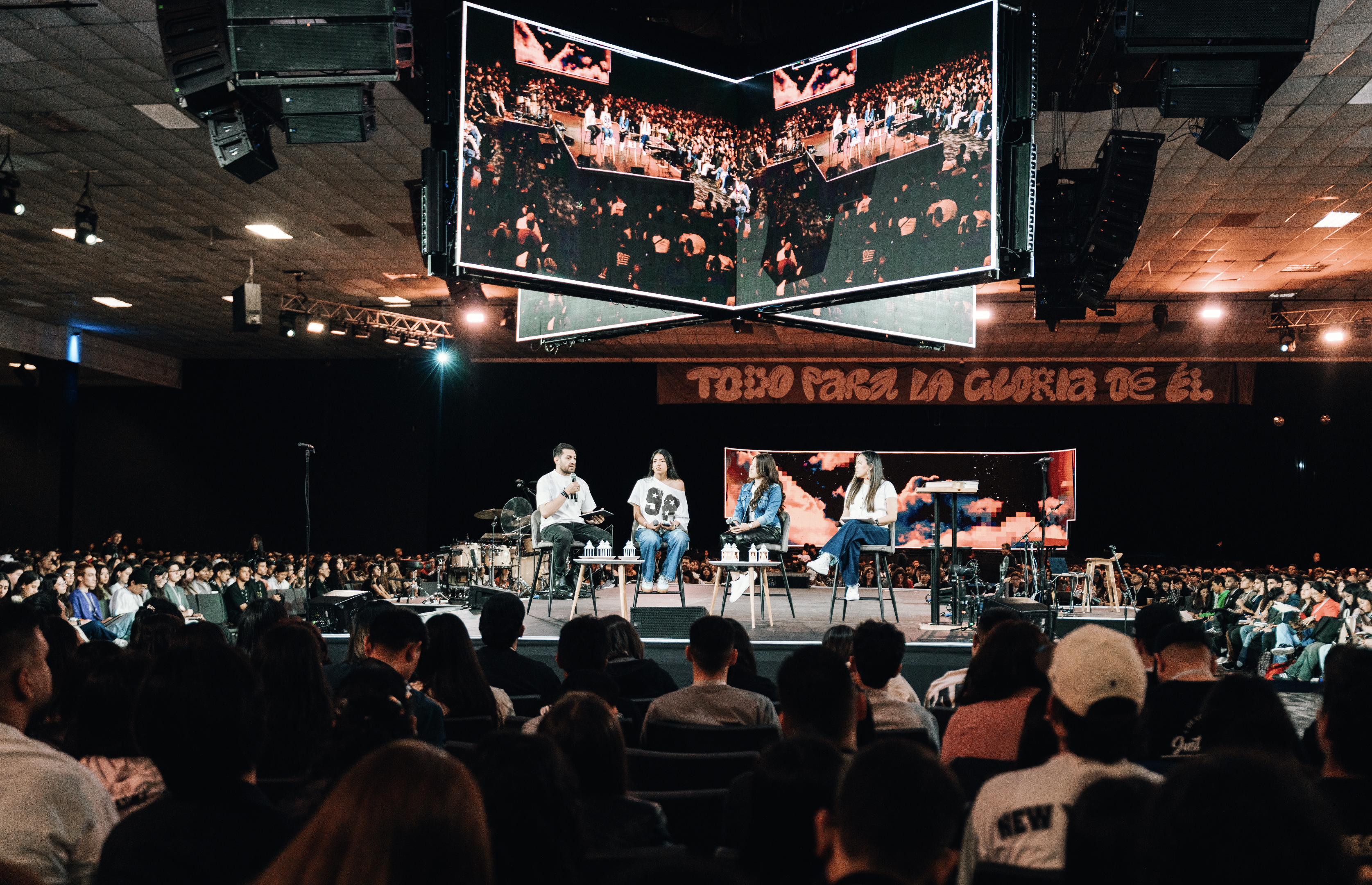 Lampes allumées - Pasteurs Julián y Fanny Flechas