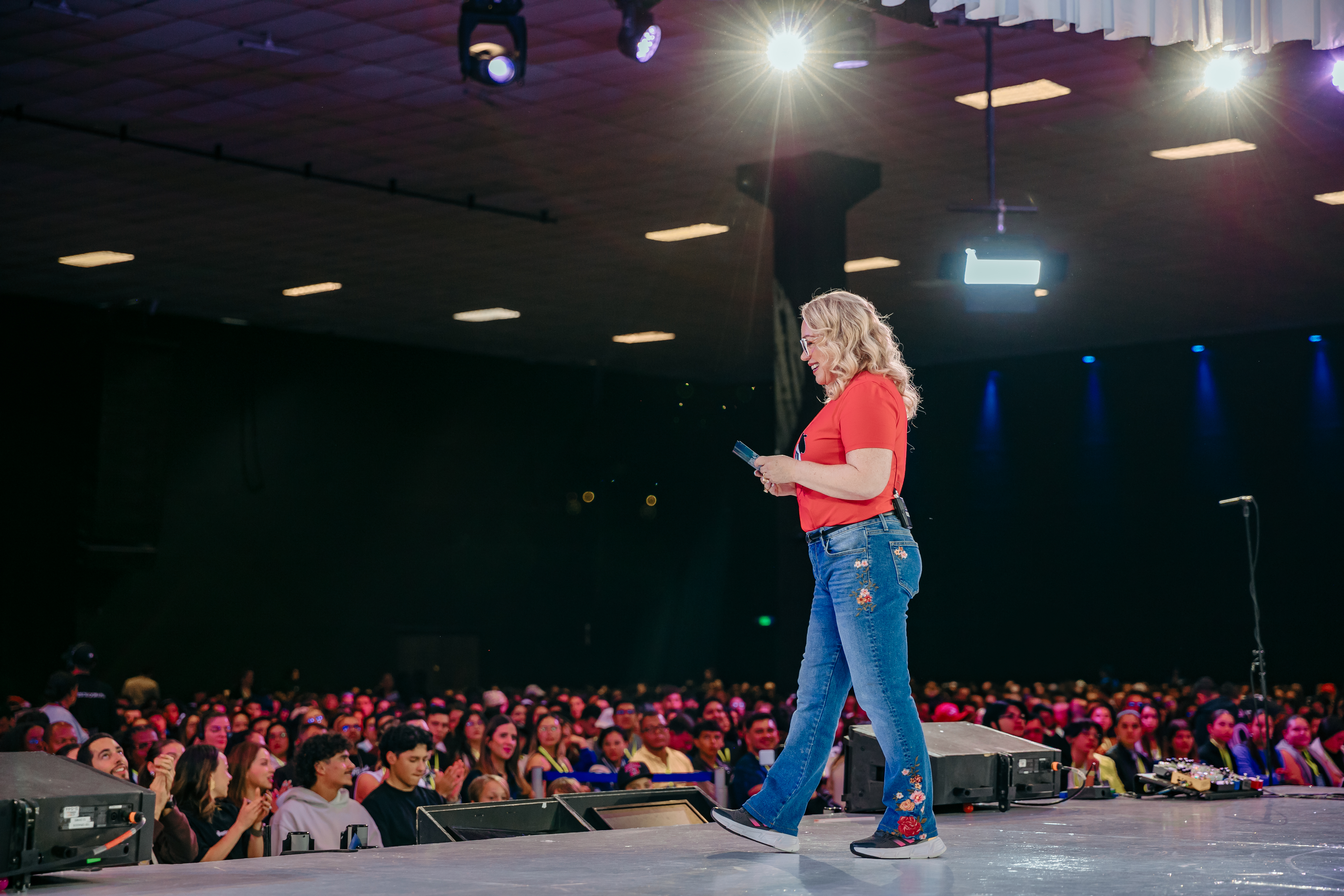 Прими своё призвание - Пастор Эмма Клаудиа Кастелланос