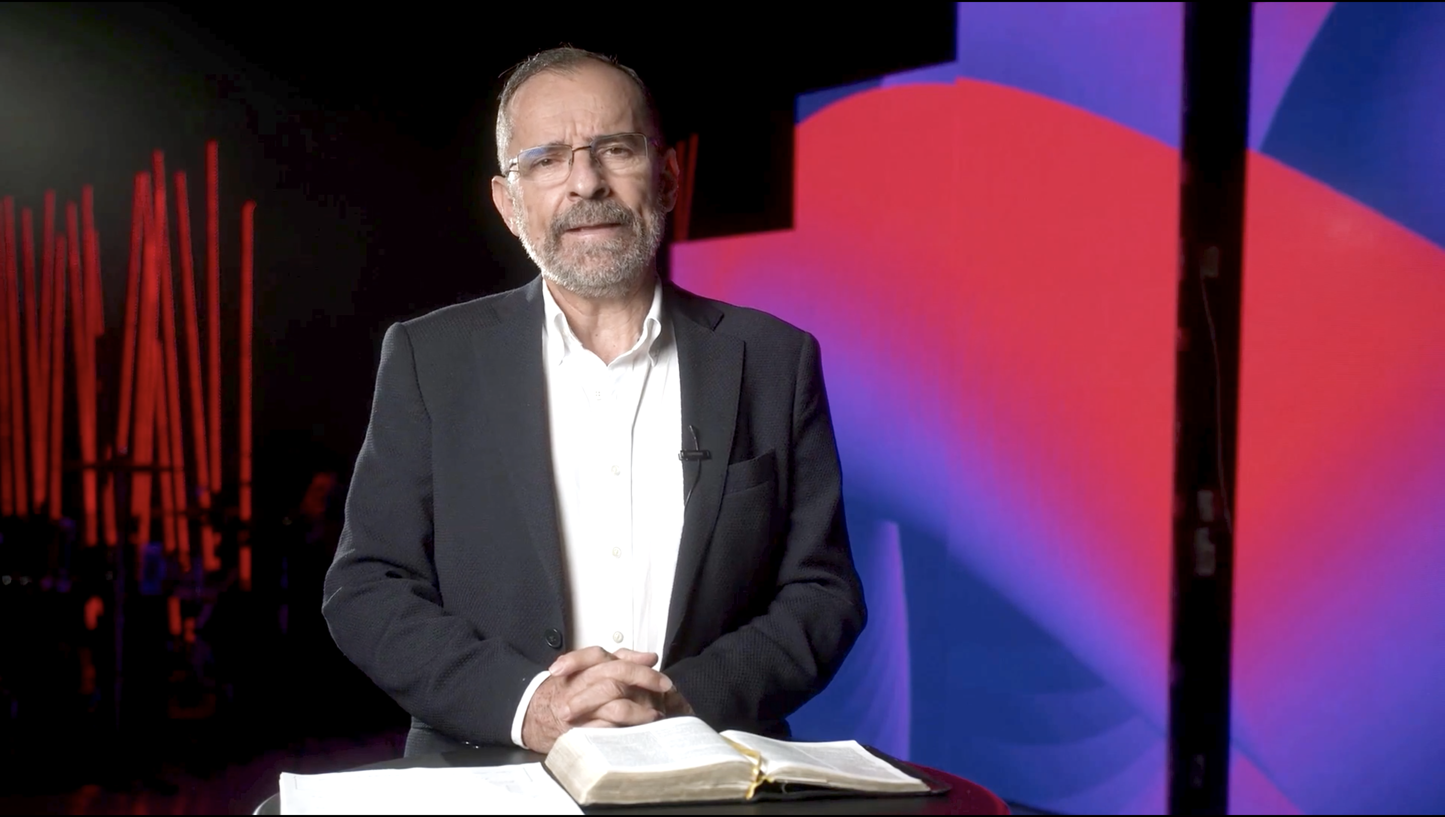 No quites de mi tu Santo Espíritu - Pastor Esteban Chaves