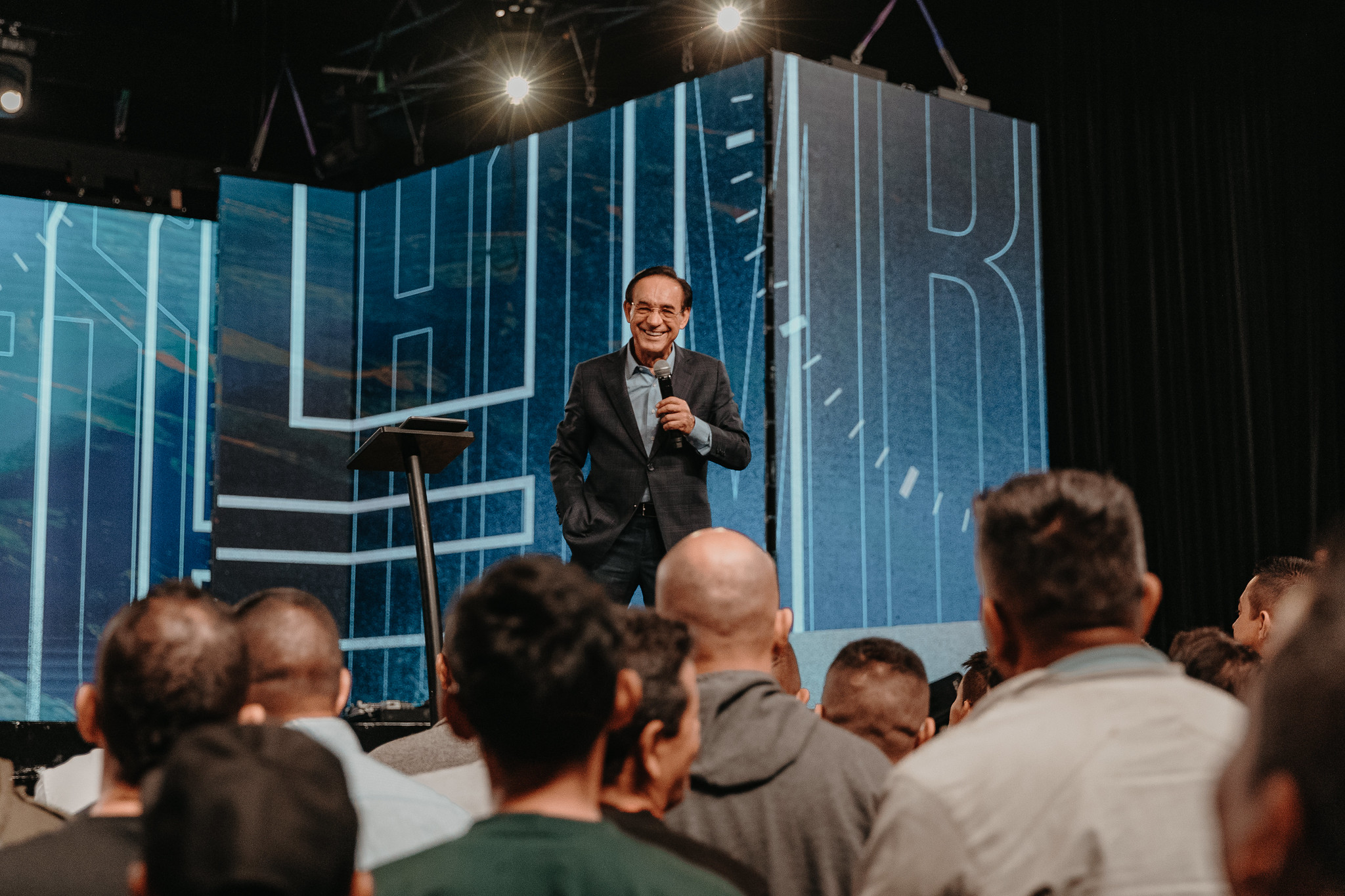 El poder redentor de la sangre - Pastor Cesar Castellanos 