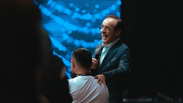 Chosen generation - Pastor César Castellanos