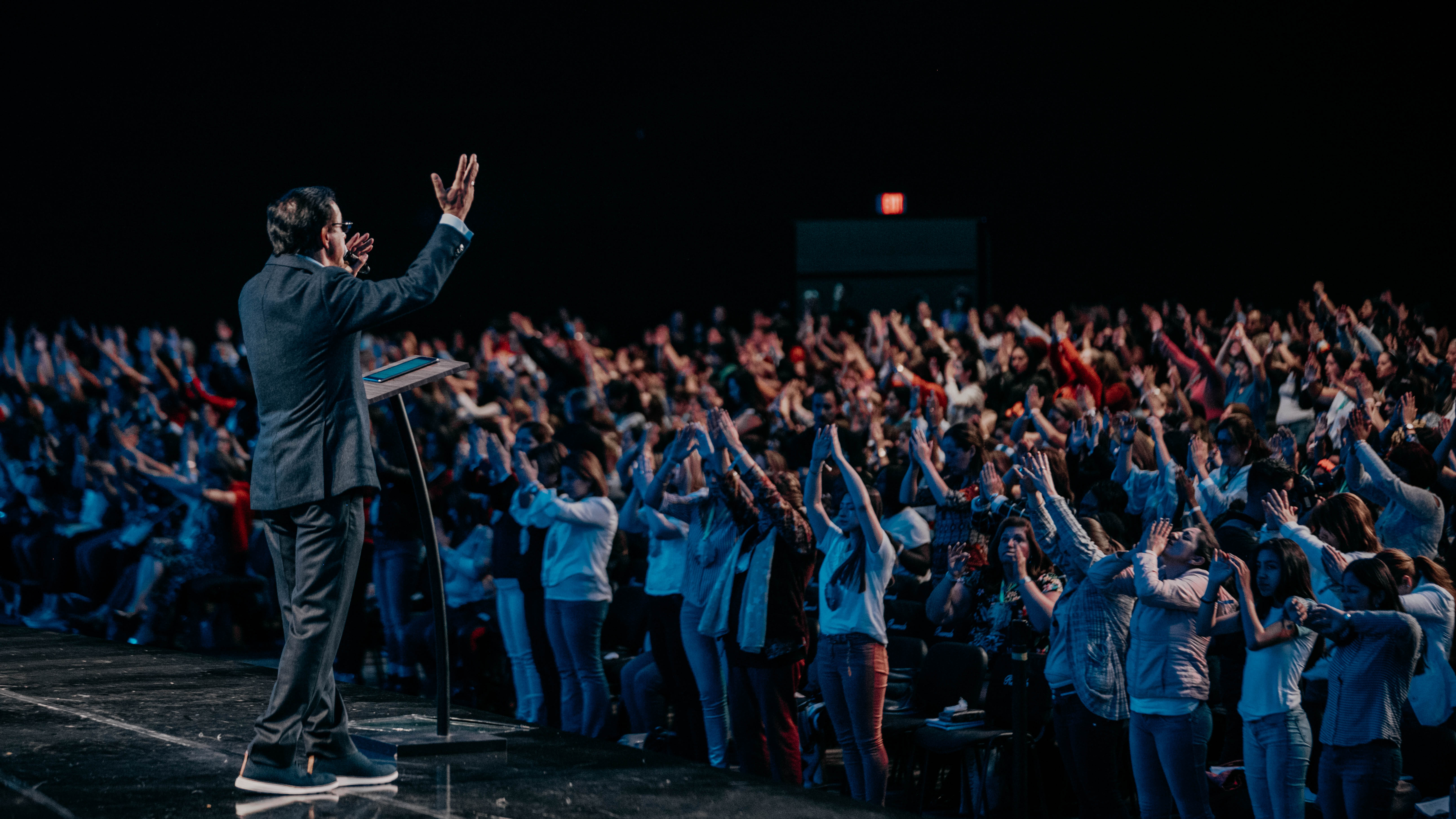 We were chosen by God - Pastor Cesar Castellanos 