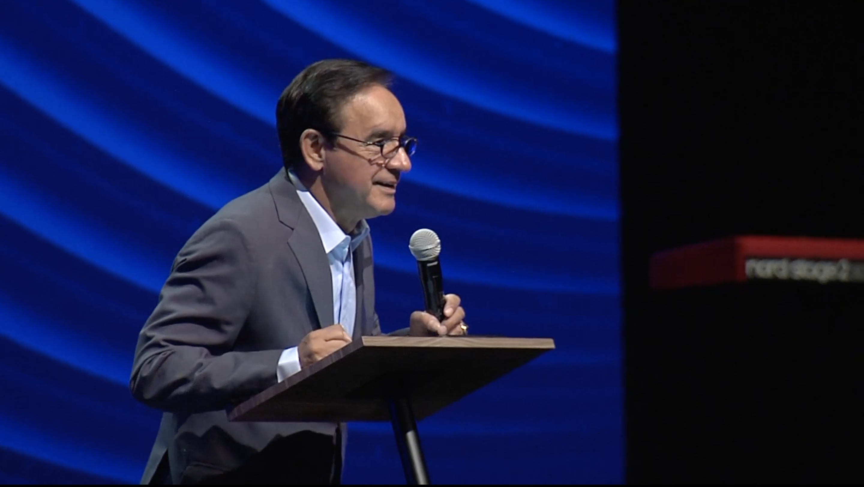 Entrando na guerra espiritual - Pastor César Castellanos