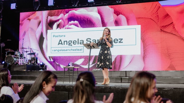 Florecerás profusamente - Pastora Angela Sánchez 