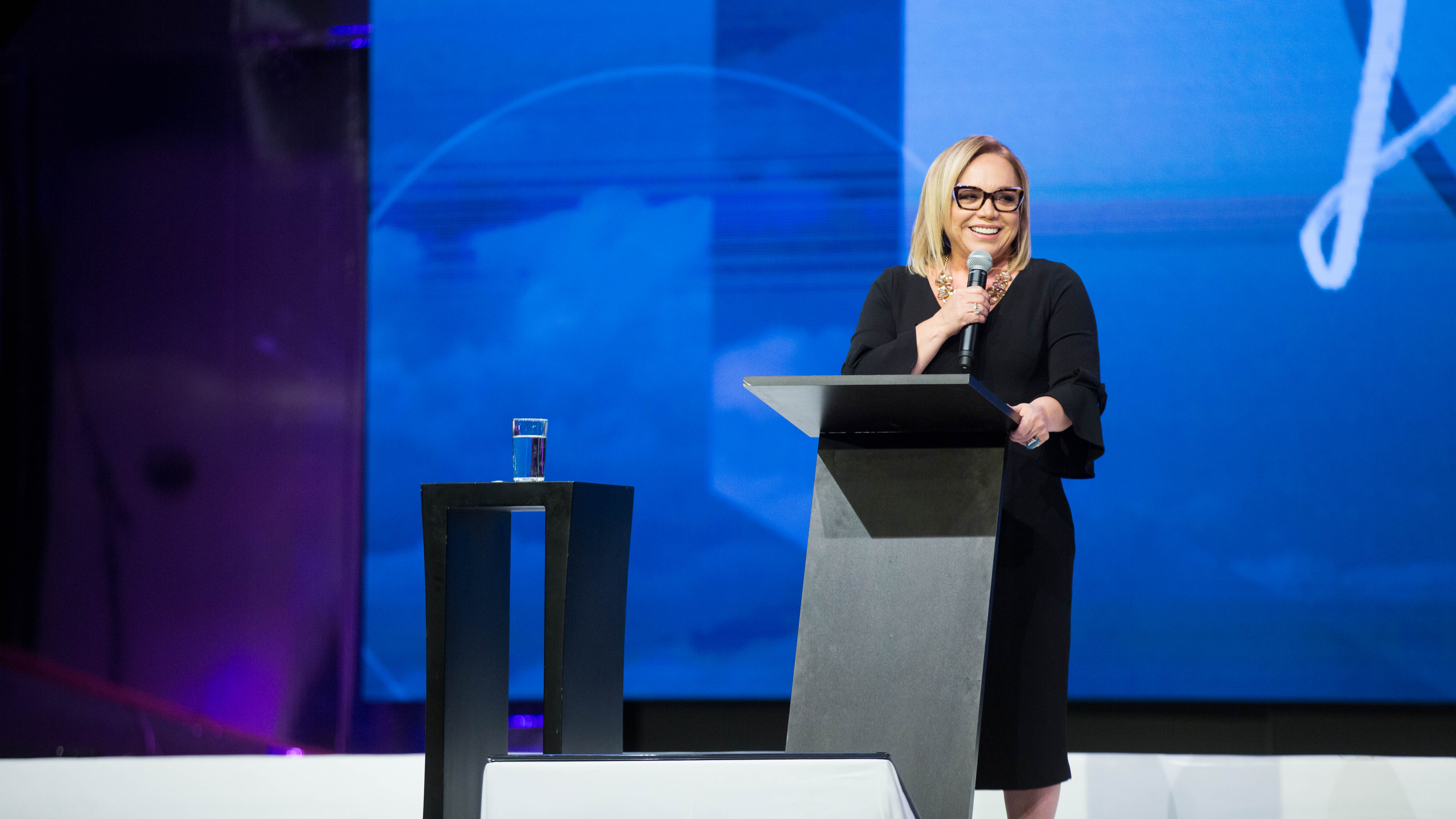 It is possible to change history - Pastor Emma Claudia Castellanos 