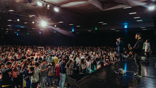 Guiados por el Espíritu - Pastor Césa...