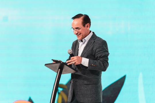 Tan sólo una gota - Pastor César Cast...