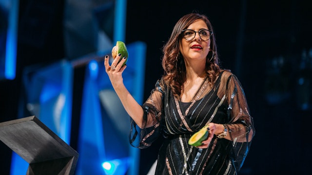 Marcas de un discipulado violento - Pastora Gloria Salamanca