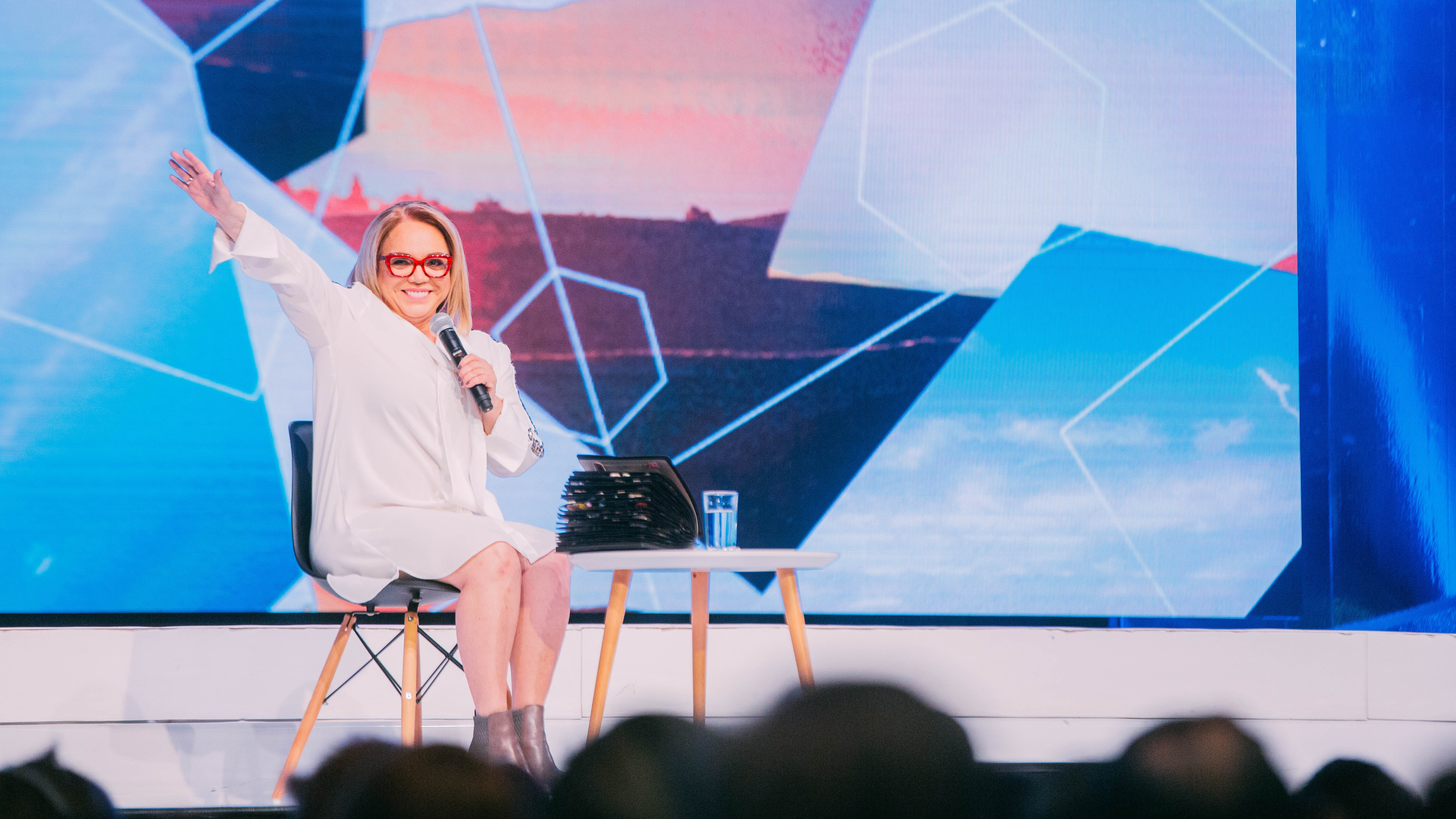 It is possible to reach your dreams - Pastor Emma Claudia Castellanos 