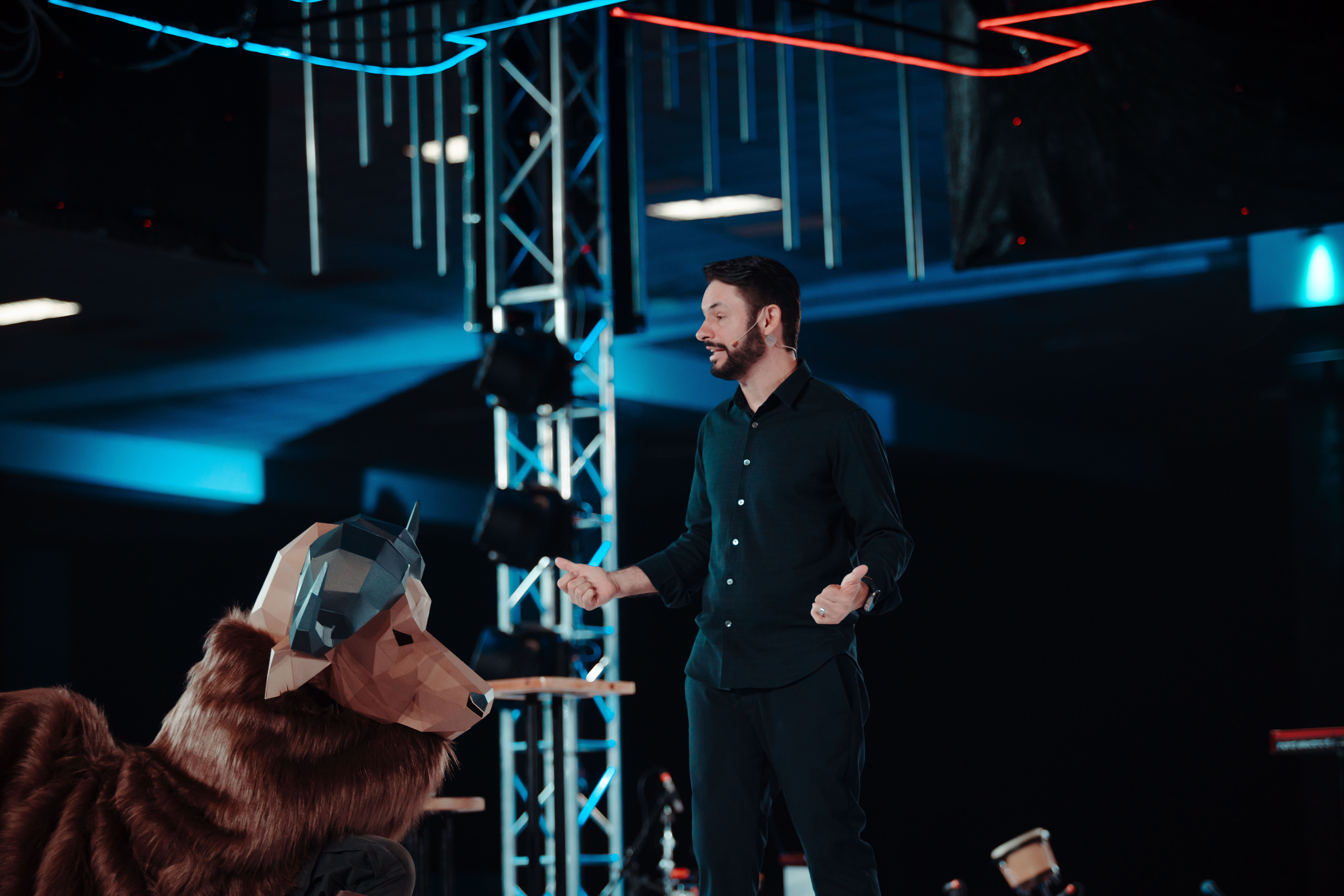 ¿Búfalo ó vaca? - Pastor Eliemerson Proenca 