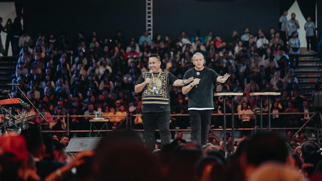 L'Eglise qui reçoit la Grande Moisson...