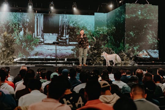 Let's go hunting - Pastor Orlando Cas...