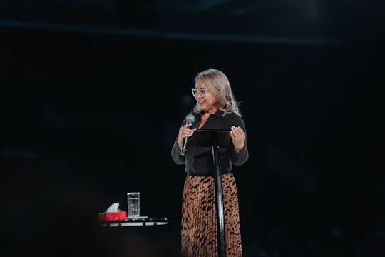 Vision 2020 - Pastora Emma Claudia Ca...