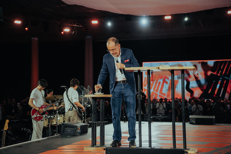 Los sueños de un hombre Espiritual - Pastor Esteban Chaves