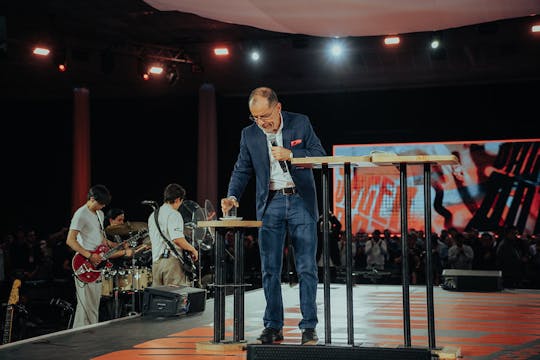 Los sueños de un hombre Espiritual -...