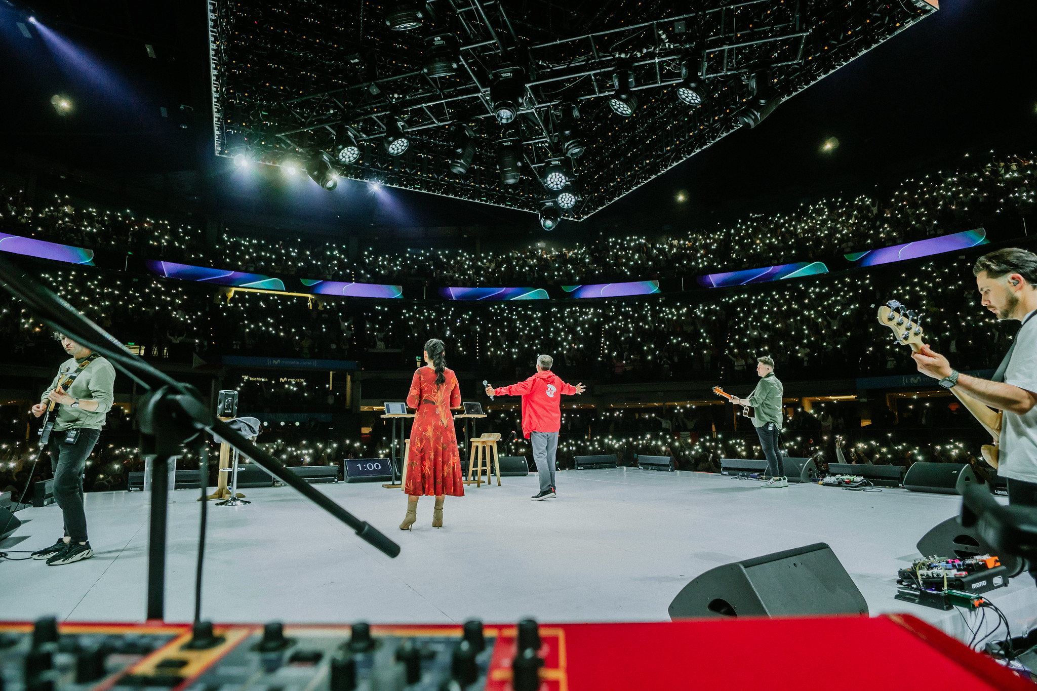 Somos una luz de esperanza - Pastores Alain y Anita Alonso 
