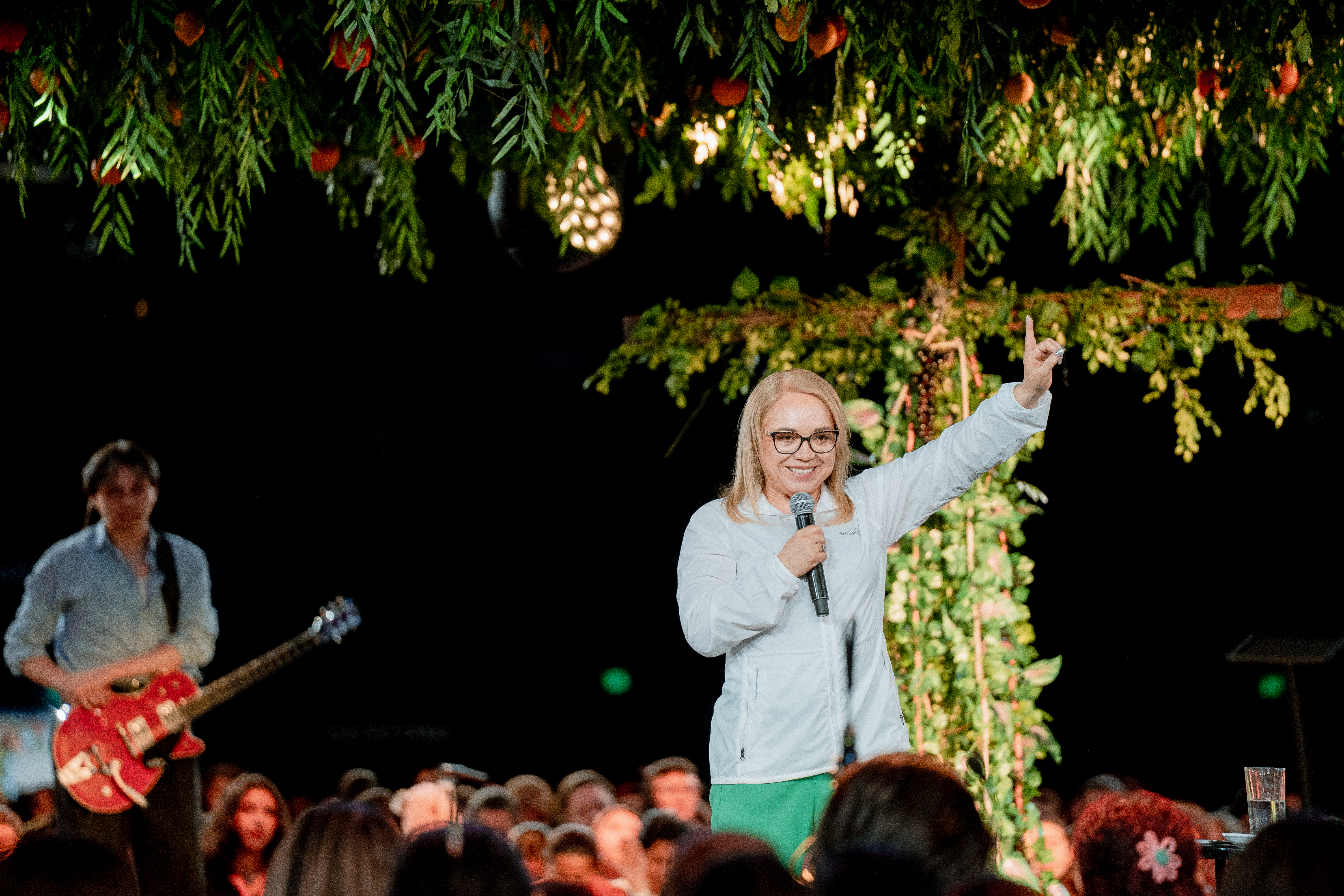 Tiempo de Fructificación - Pastora Emma Claudia Castellanos