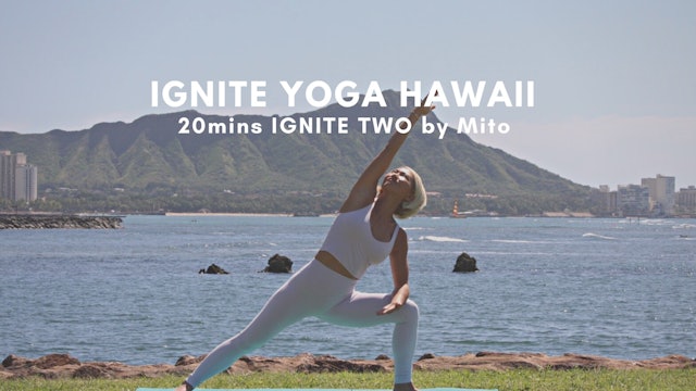 IGNITE YOGA HAWAII - 20mins Core Flow by Mito Kasuya