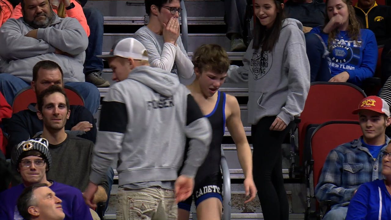 2019 2A Wrestling 106 Carter Fousek, Celebrates with Family Iowa