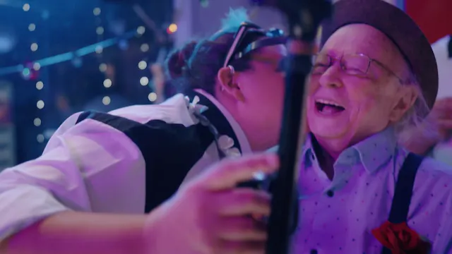 Episode 15: New Year's Party | Checko...